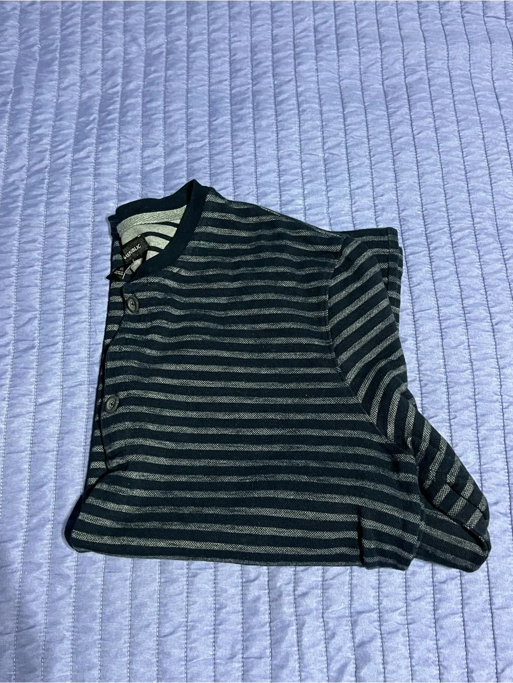 Banana Republic Navy and Gray Striped Henley Long-Sleeve Shirt XL